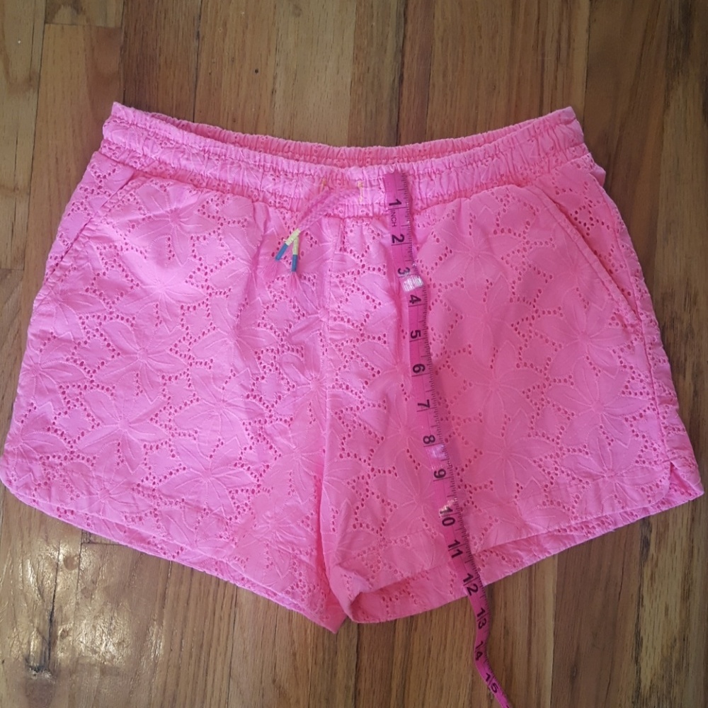 🌻3/$10!!  Girl's eyelet shorts